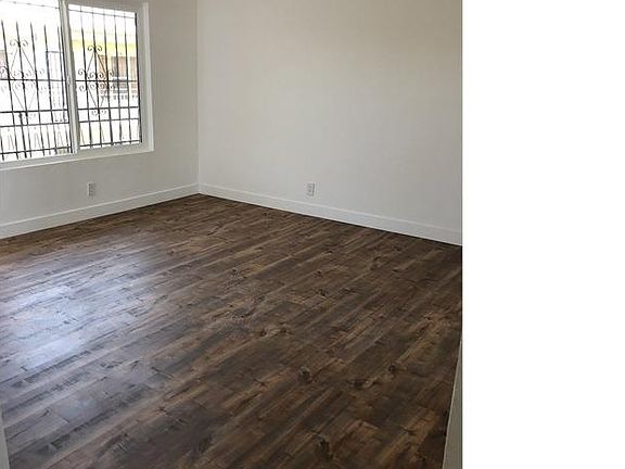 3rd image of 1212 W 107th St APT 13