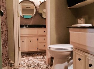 19 E Brookhollow Dr, Ransom Canyon, TX 79366