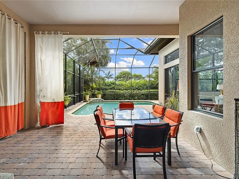 6513 Caldecott Dr — Photo 4