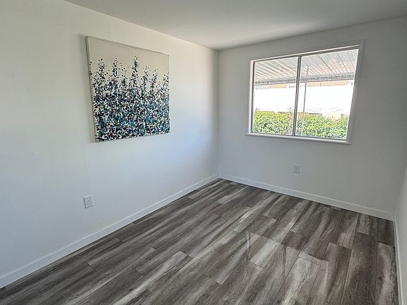5th image of 32500 Crescent Ave #1