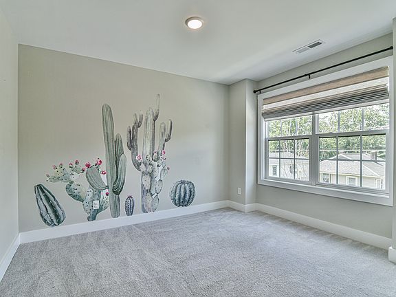4th image of 219 Fayetteville St