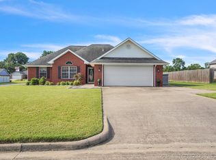 2208 S Fieldstone Ct, Okmulgee, OK 74447