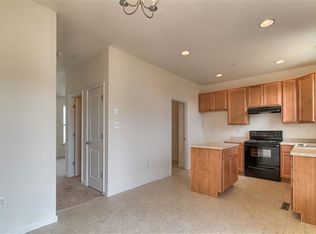 1167 Ledge Dr, York, PA 17408