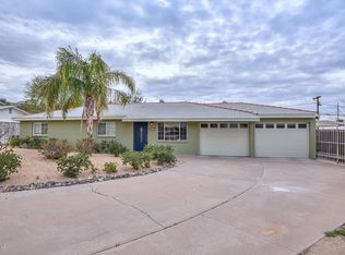 1217 E Echo Ln, Phoenix, AZ 85020