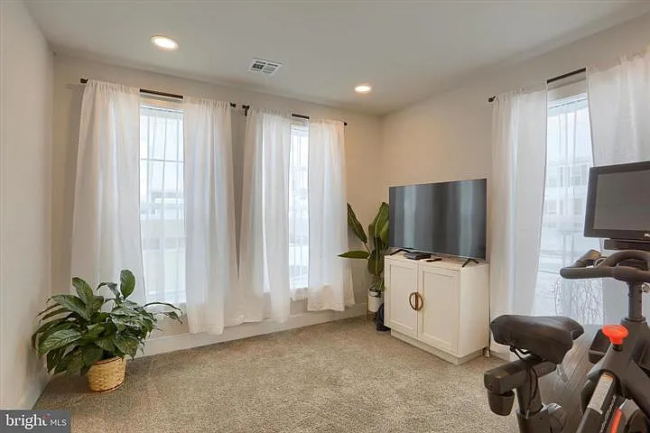 3122 Bullfinch Ln — Photo 6