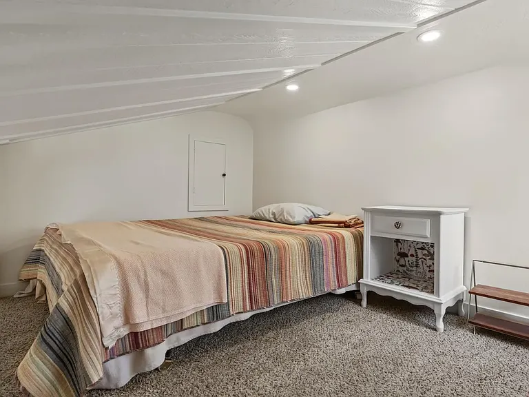 97 Folsom Pl #A — Photo 4