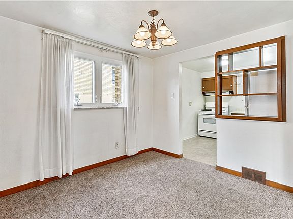 2nd image of 5223 Woodland Dr