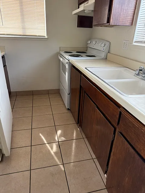 Studio, 400 sqft, $1,000 — Photo 2