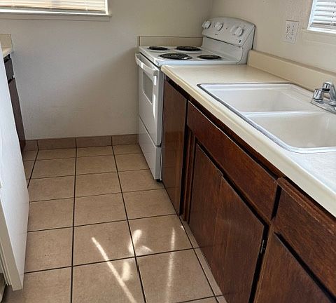 2nd image of 151 20th Century Blvd APT 13