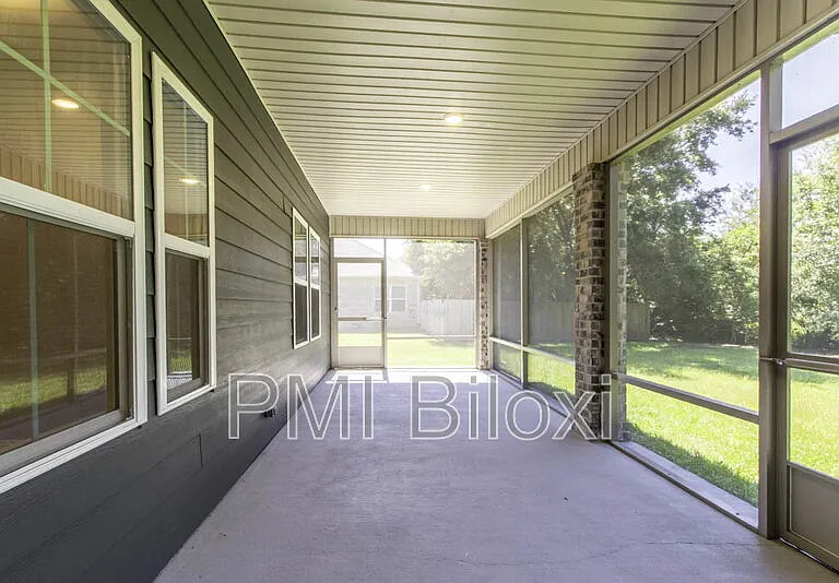 16982 W Landon Green Dr — Photo 21
