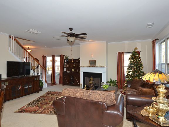3rd image of 4833 Birchfield Way