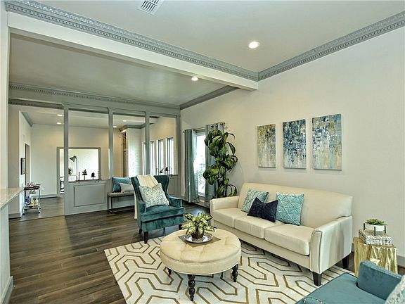 2nd image of 3934 Far West Blvd