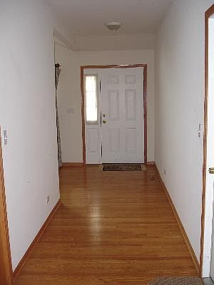 3rd image of 8611 Linder Ave