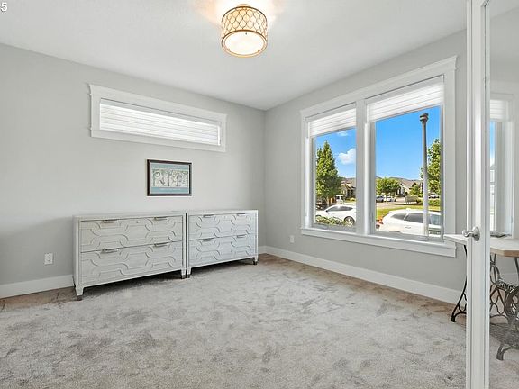 5th image of 13207 NE 60th Ave