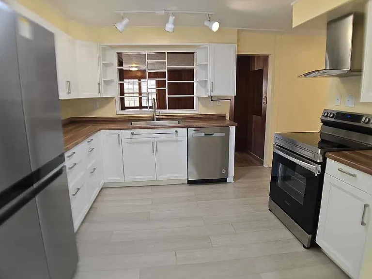 5916 Cornflower Ln — Photo 20