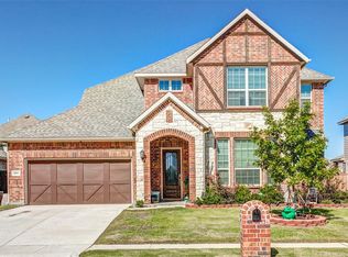 4801 Sunflower Dr, Mansfield, TX 76063