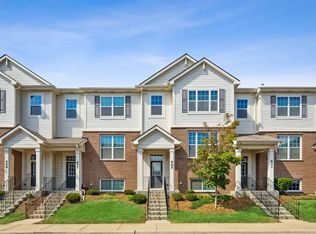 405 Lexington Ln, Rolling Meadows, IL 60008