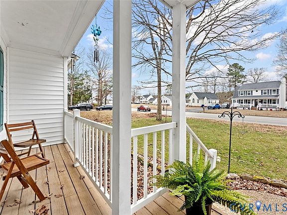 4th image of 7356 Trailing Rock Rd