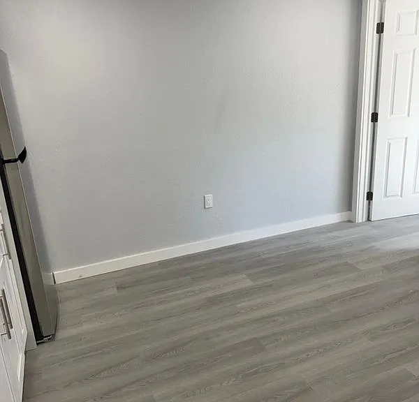 803 22nd Ave N #4 — Photo 3