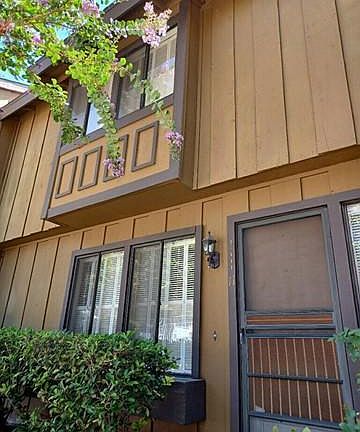 4th image of 20111 Leadwell St Unit 11