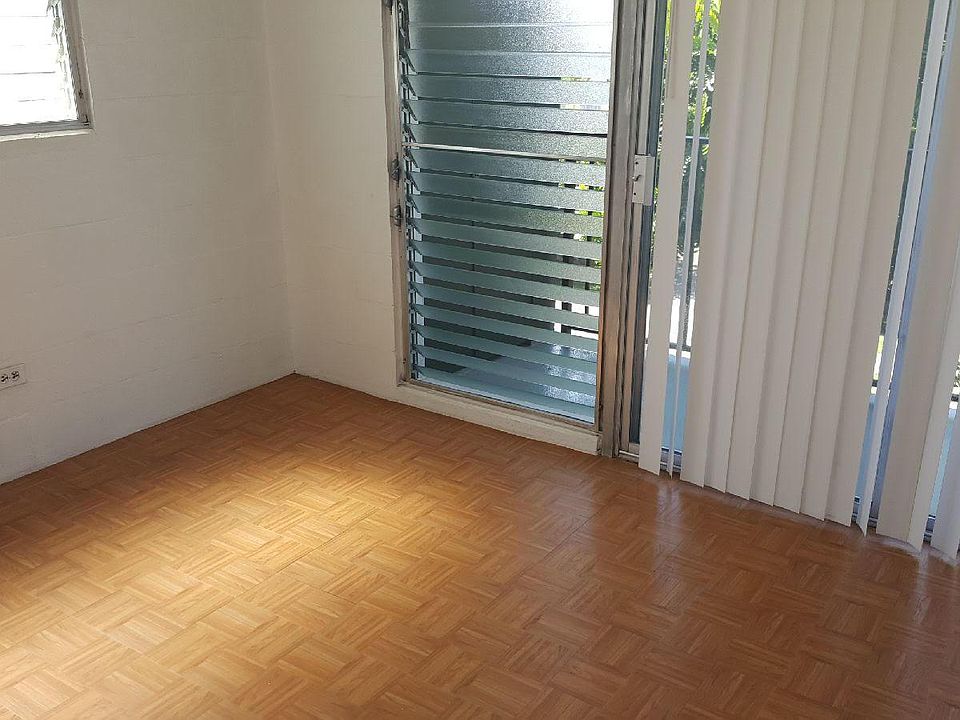 2nd image of 1439 Kewalo St APT 302