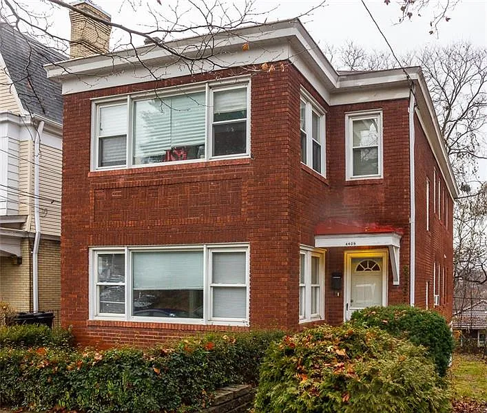 4027 Windsor St #4029 photo 1