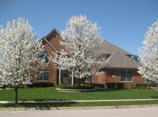 6436 Meadow Glen Dr, Westerville, OH