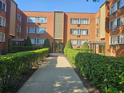 (Undisclosed Address), Skokie, IL, 60076