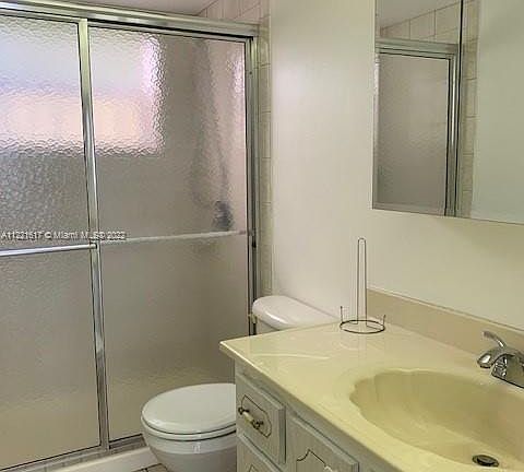5th image of 9401 Sunrise Lakes Blvd APT 101
