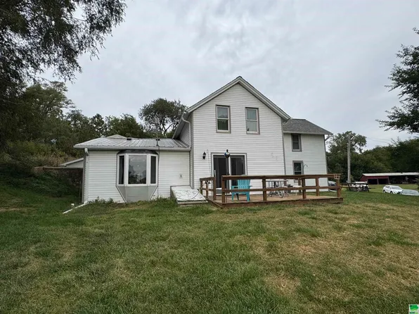 1708 250th St, Emerson, NE 68733