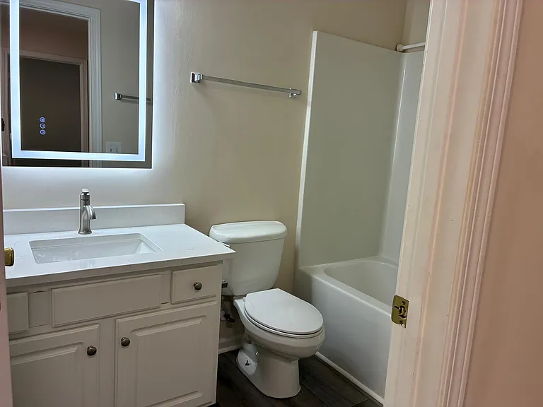 10217 Kendra Ct — Photo 7