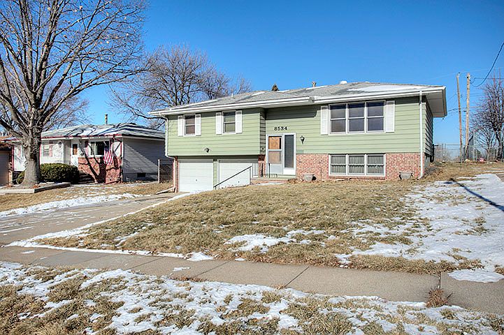 1st image of 8534 Orchard Ave