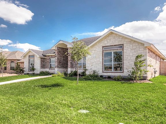 3rd image of 5026 Scarlet Oak Ln