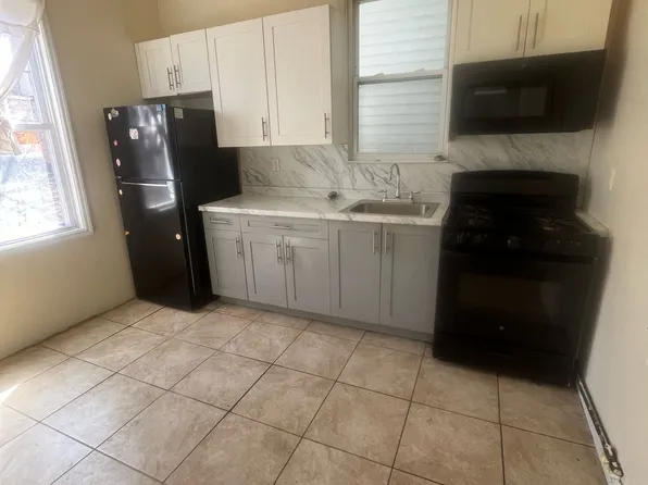 746 S 16th St, Newark, NJ