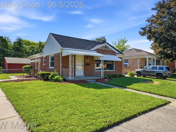 9662 Berwyn, Redford, MI 48239