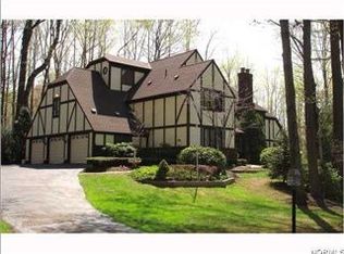 2114 Old Mill Rd, Madison, OH 44057