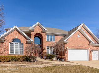 864 W Willow St, Palatine, IL 60067