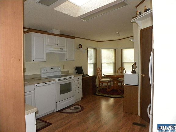 3rd image of 331 Monterra Dr