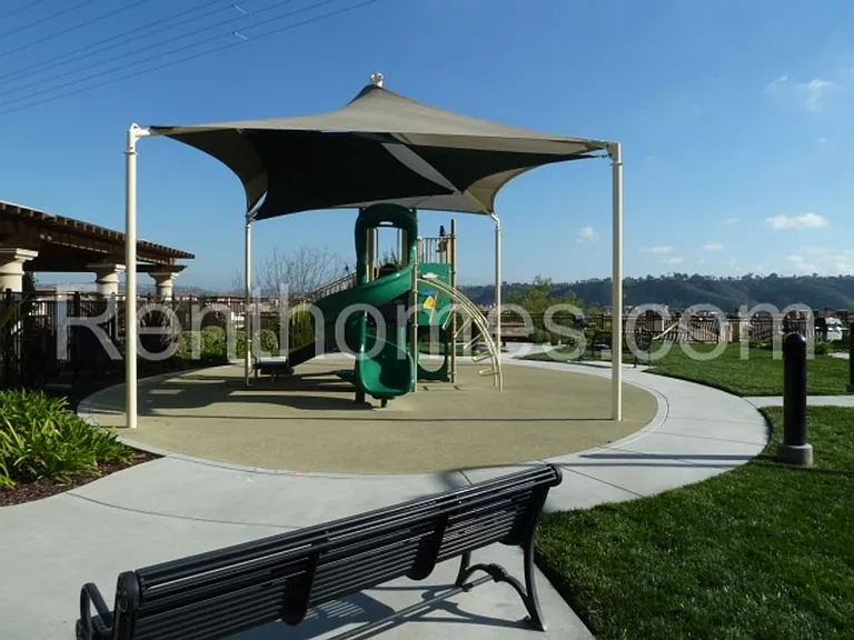2802 Piantino Cir — Photo 30