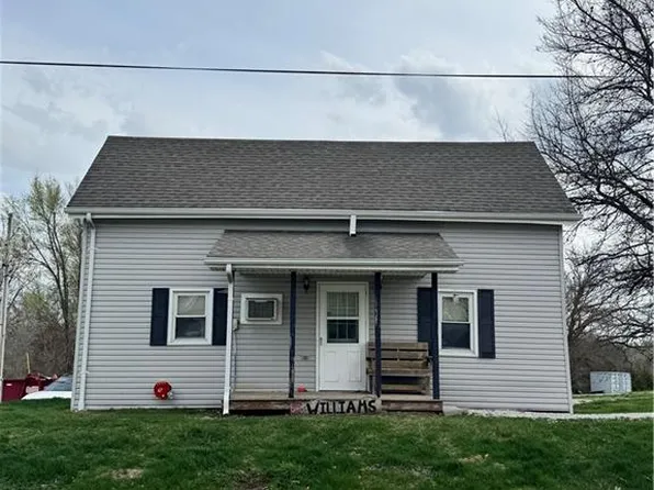 15995 Masonic Dr, Dearborn, MO 64439