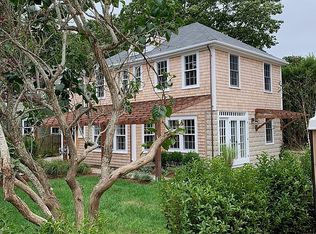 2 Howard Ct, Nantucket, MA 02554