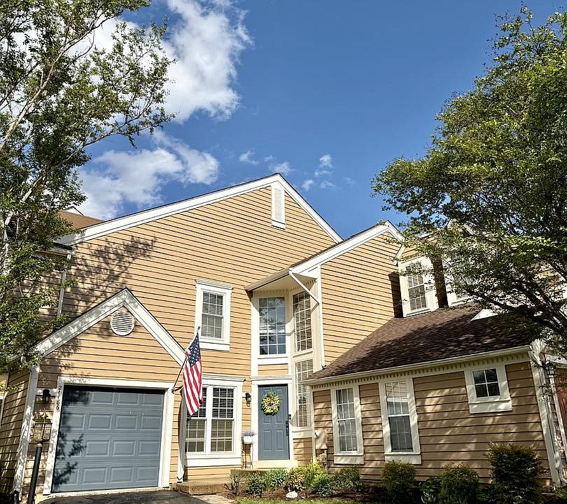 1st image of 21186 Vineland Sq
