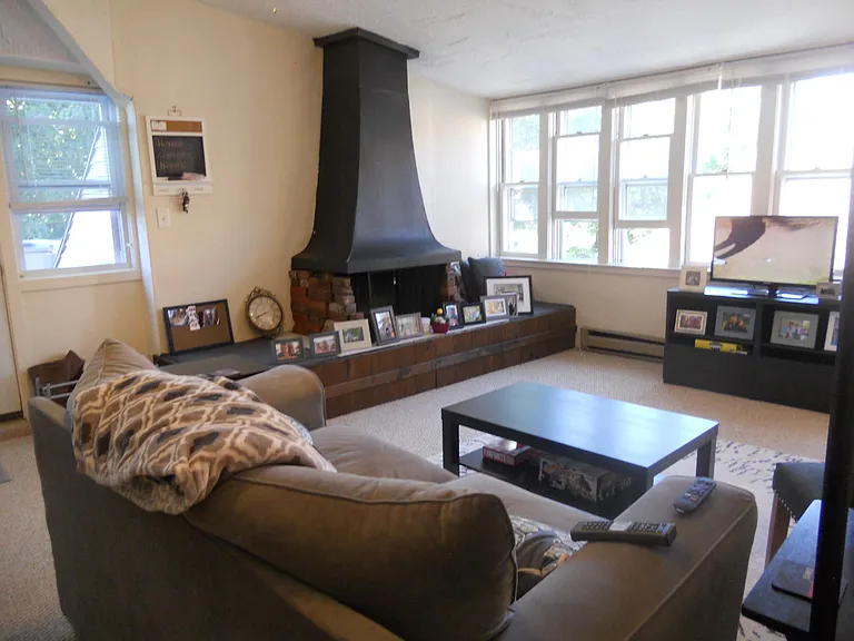124 Nichols Ave #3 — Photo 1