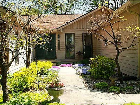 3rd image of 1259 Westwind Dr