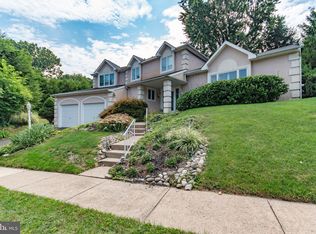 321 Betsy Ln, Huntingdon Valley, PA 19006