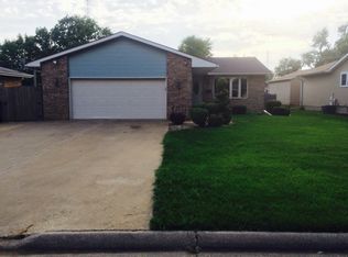 305 N Ashley Ave, Bourbonnais, IL 60914