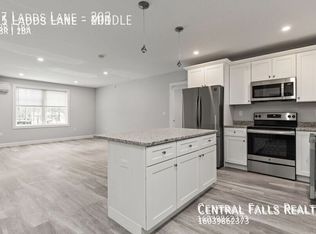 37 Ladds Ln #202, Epping, NH 03042