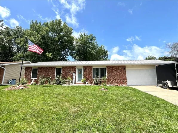 1626 N Clayton Ave, Maryville, MO 64468