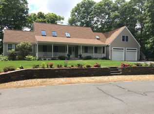 36 Valley Rd, Mashpee, MA 02649