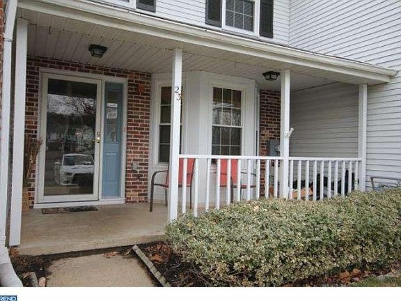 2nd image of 23 Wyckwood Ct